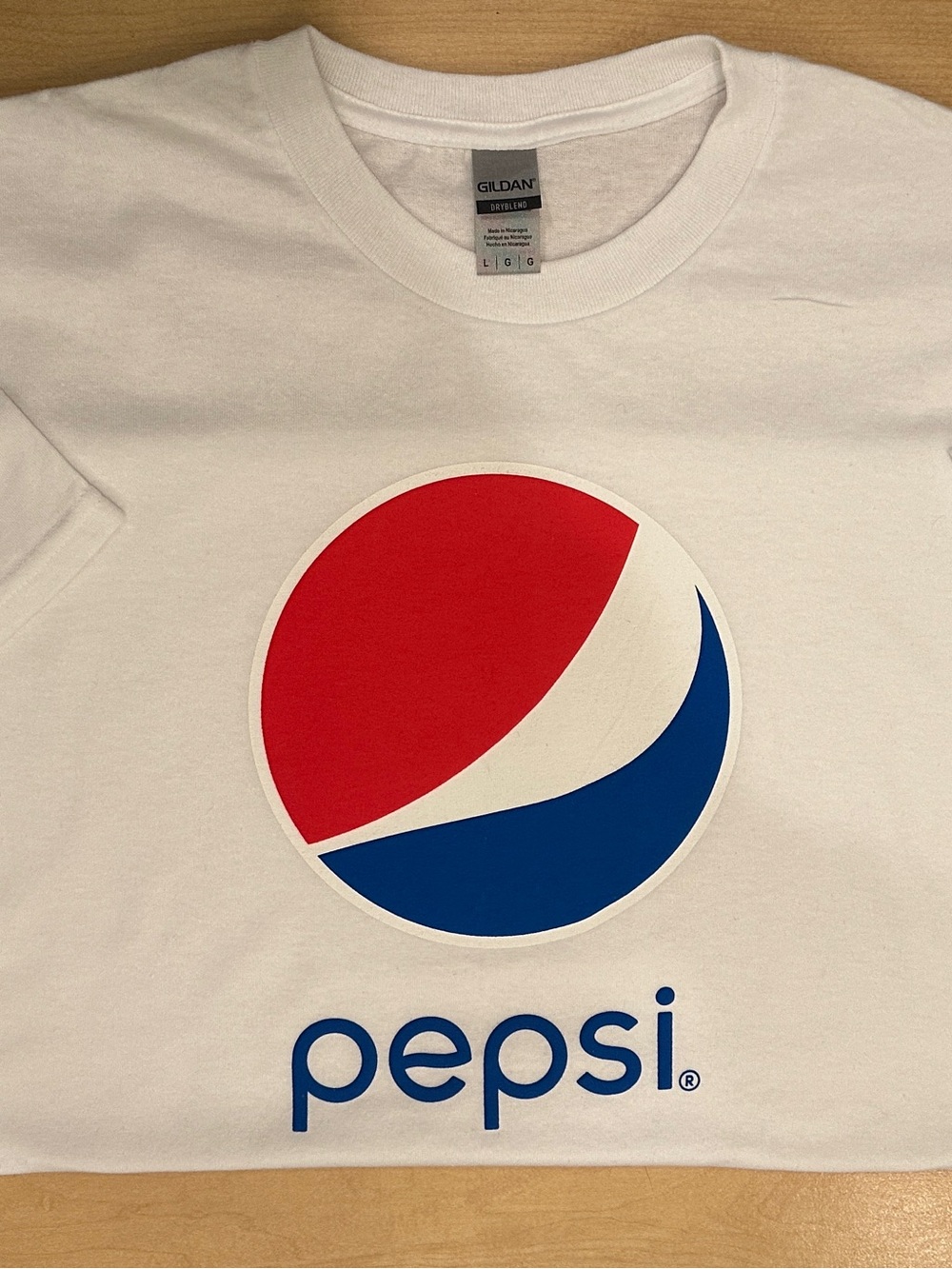 Gildan White T-Shirt with Red & Blue Pepsi Logo Size L